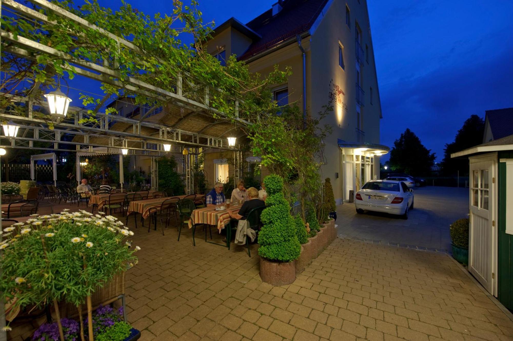 Land-Gut-Hotel Hotel Adlerbraeu Gunzenhausen Dış mekan fotoğraf