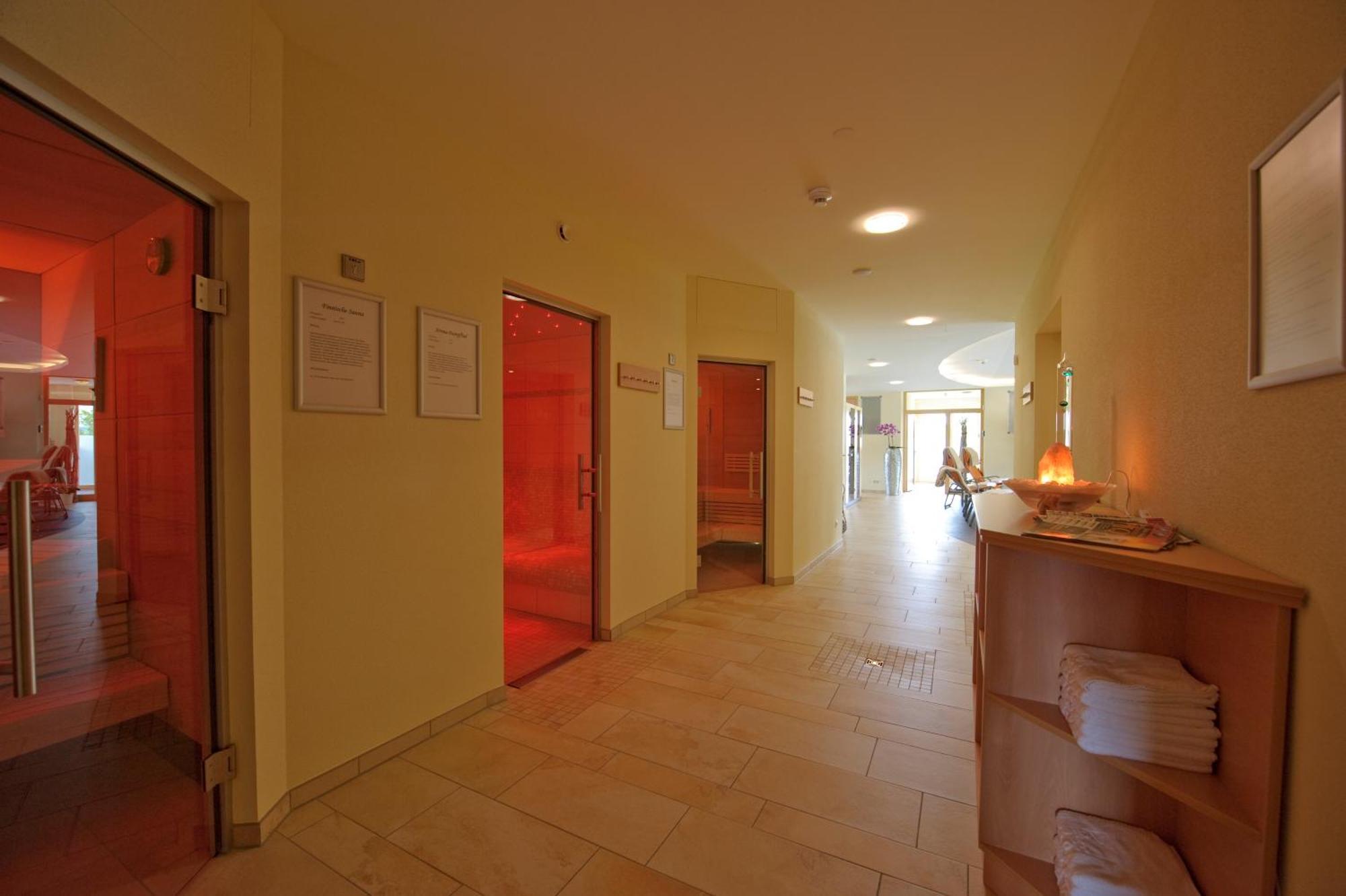 Land-Gut-Hotel Hotel Adlerbraeu Gunzenhausen Dış mekan fotoğraf