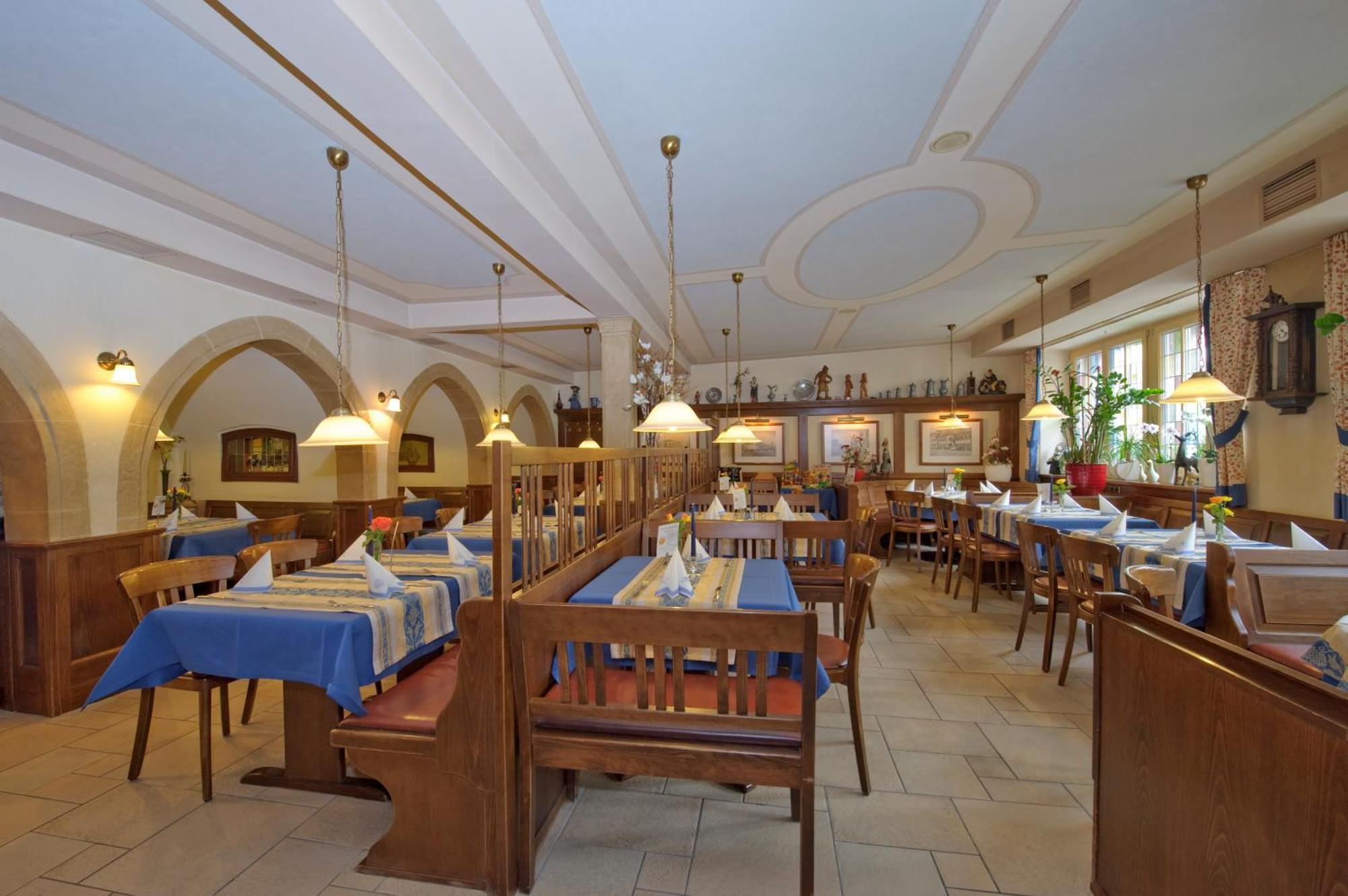 Land-Gut-Hotel Hotel Adlerbraeu Gunzenhausen Dış mekan fotoğraf