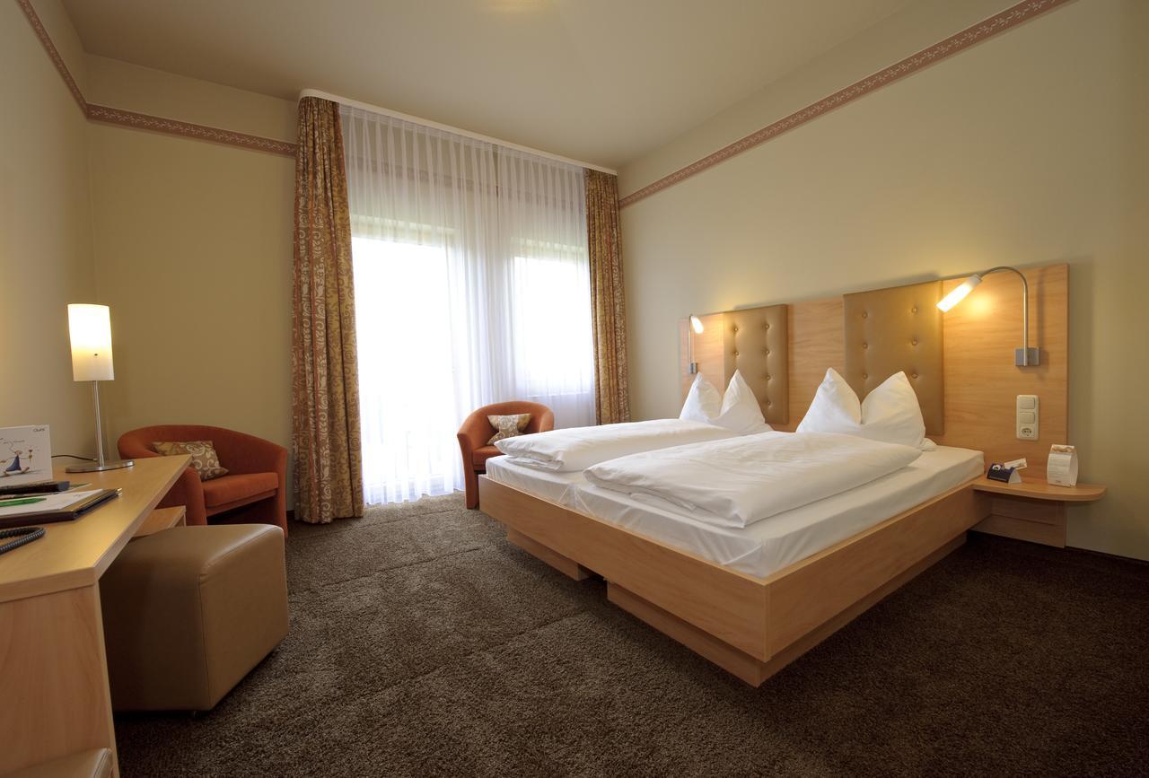 Land-Gut-Hotel Hotel Adlerbraeu Gunzenhausen Dış mekan fotoğraf